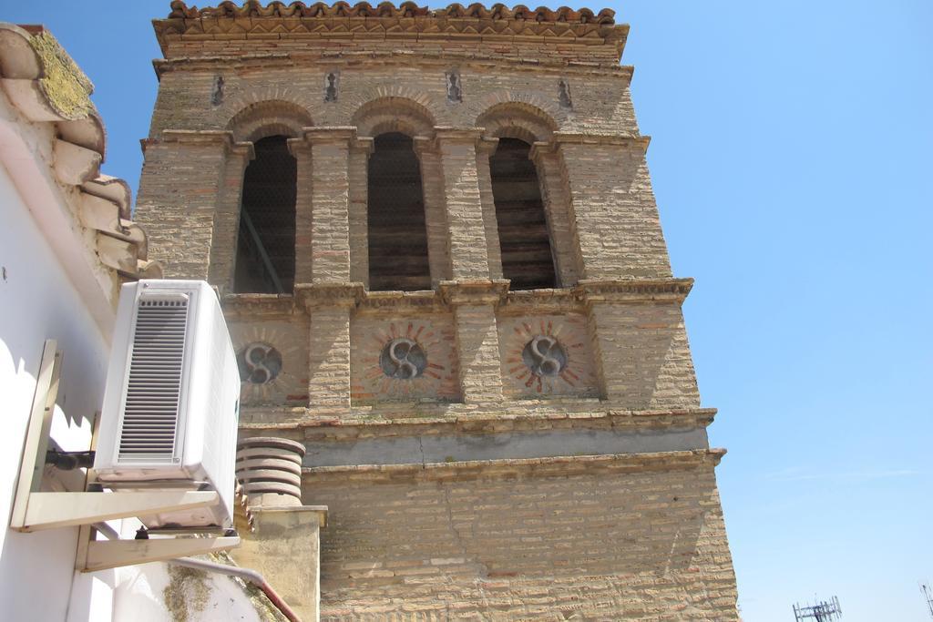 Hostal Casa Pepe Tauste Екстериор снимка