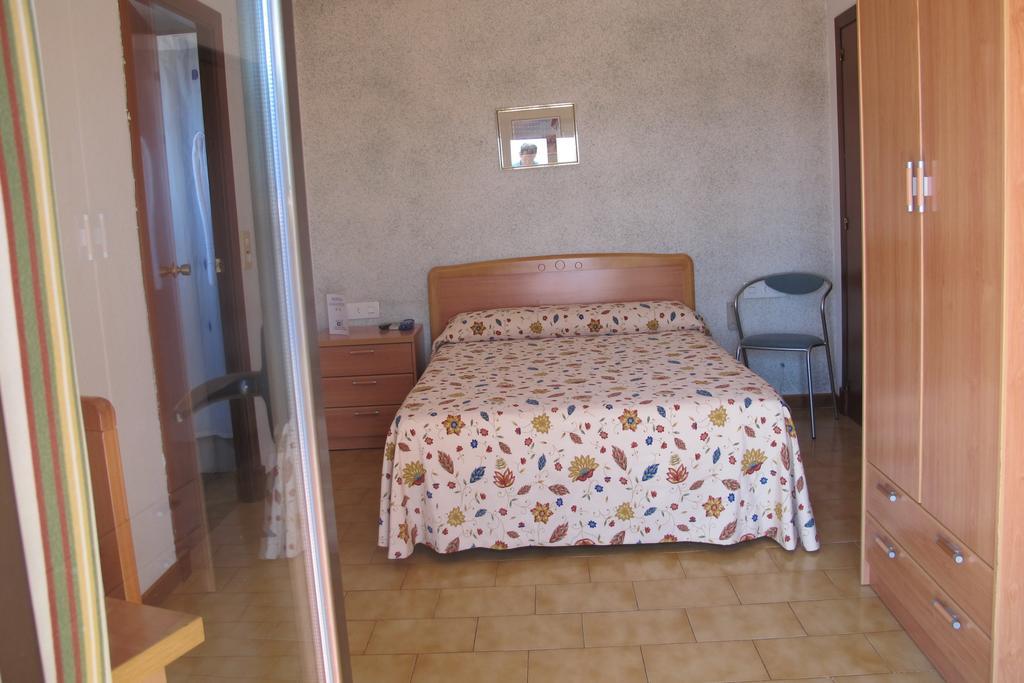Hostal Casa Pepe Tauste Стая снимка